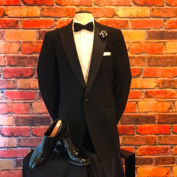 After Six Tuxedo Coat - Picture 4 of 17